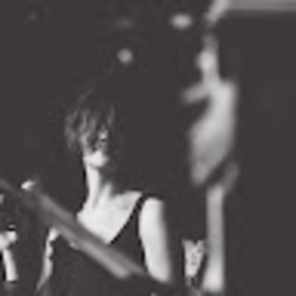 Meet your Posher, Miranda - Picture 1 of 1